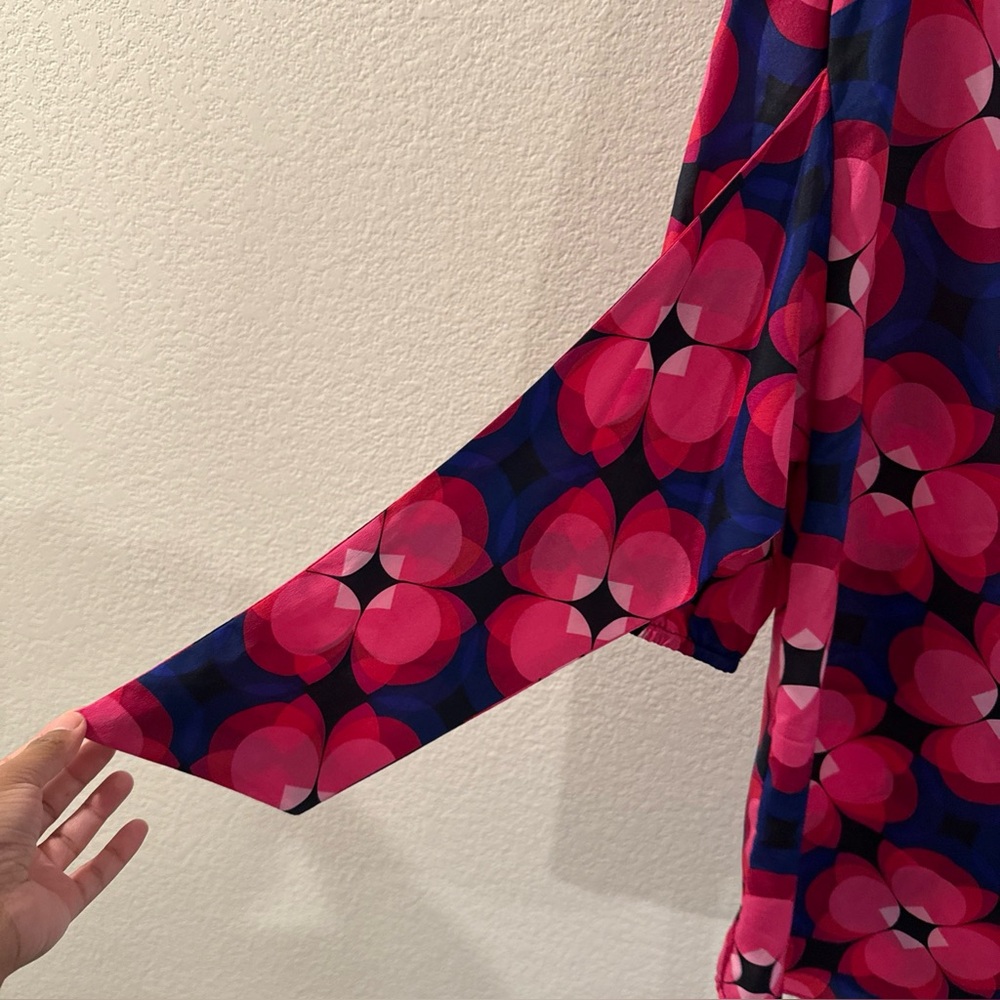 Trina Turk Floral Front Tite Shirtdress (Approx. M/L) - Picture 7 of 12